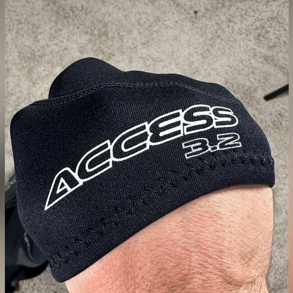 Hyperflex Wetsuit 3.2mm - Picture 4 of 4